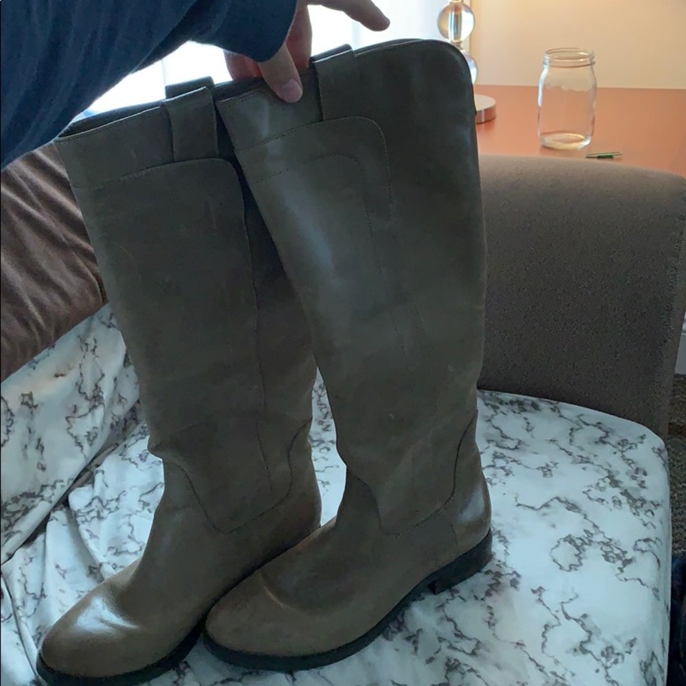 Like new Franco Fortini women’s size 6 1/2 boots